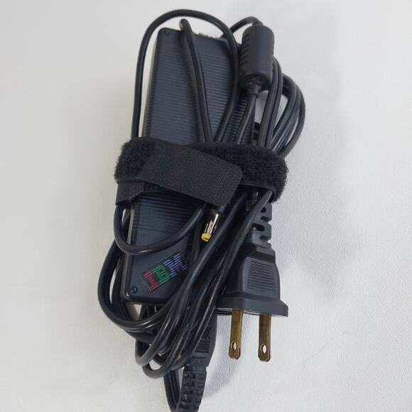IBM Laptop Charger AC Adapter Power Supply 02K6749‎ Rev H - Genuine - Picture 1 of 3